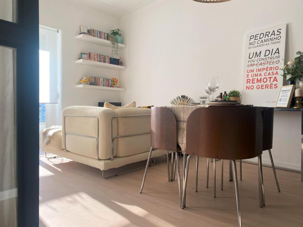 Lisbon, Renovated T2 Apartment Portas De Benfica Amadora Kültér fotó