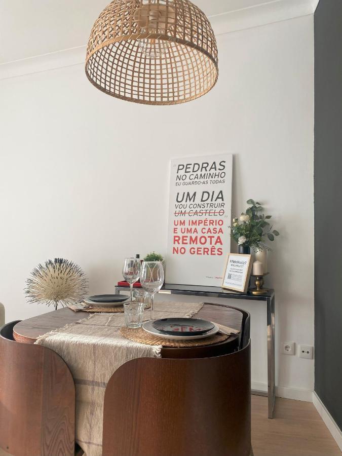 Lisbon, Renovated T2 Apartment Portas De Benfica Amadora Kültér fotó