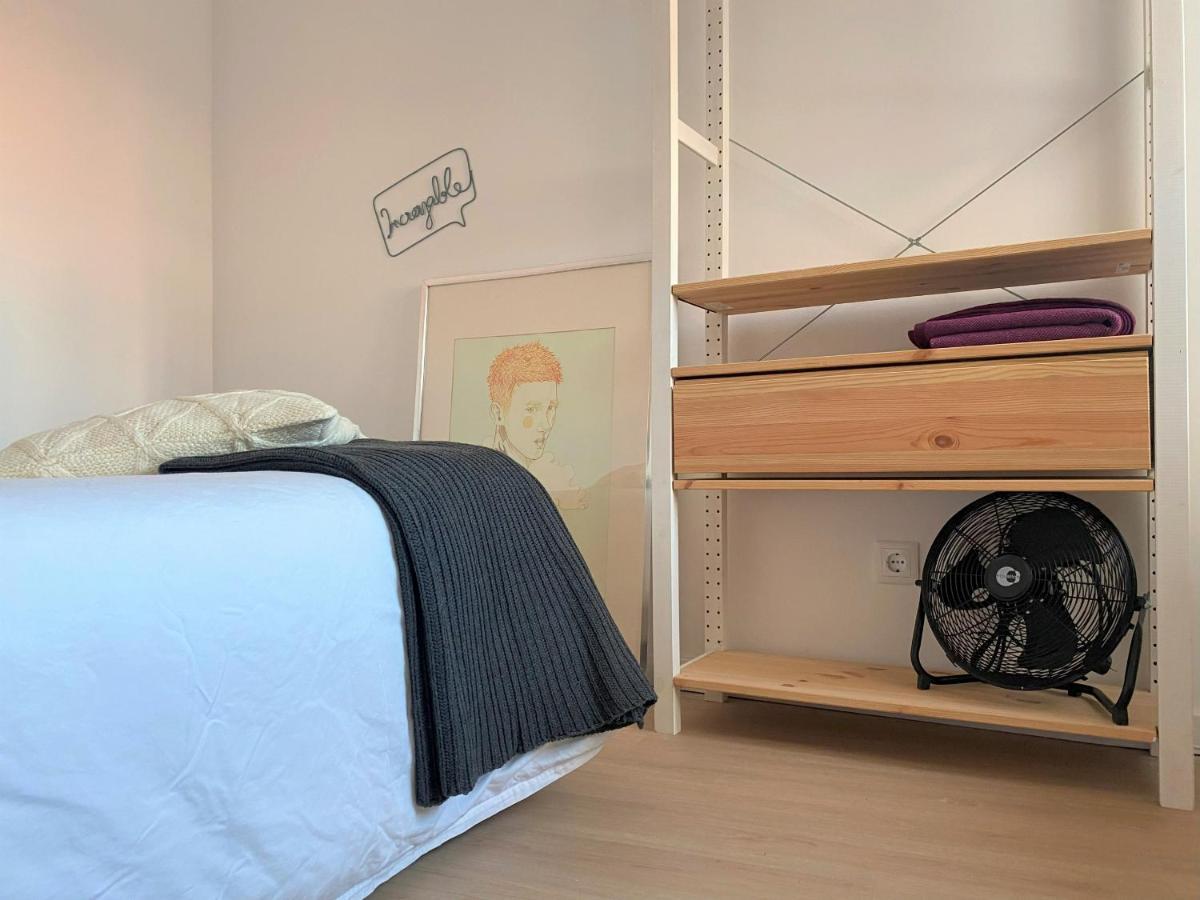 Lisbon, Renovated T2 Apartment Portas De Benfica Amadora Kültér fotó