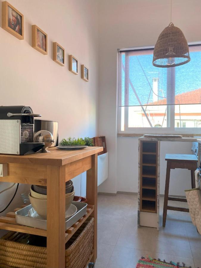 Lisbon, Renovated T2 Apartment Portas De Benfica Amadora Kültér fotó