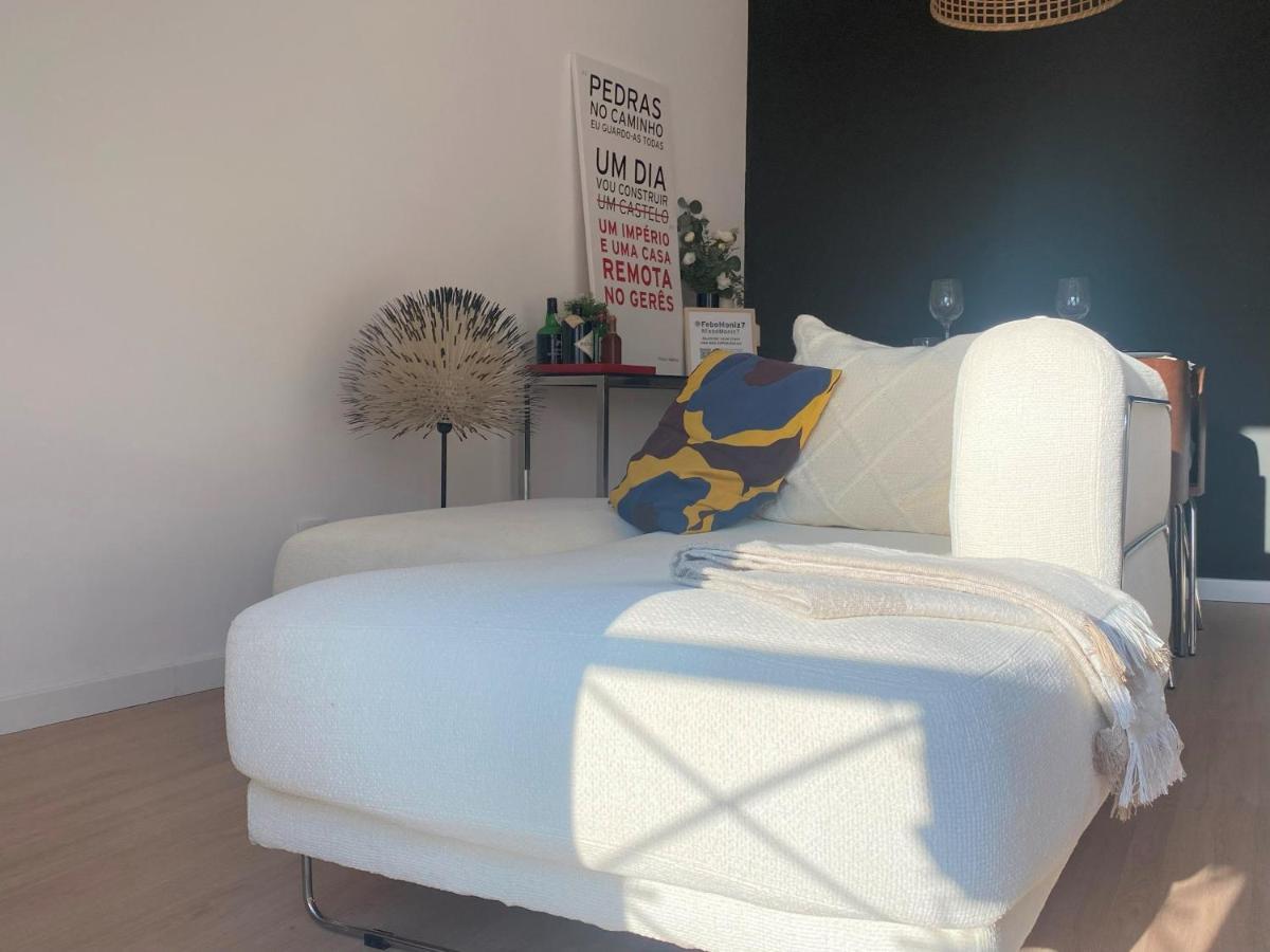 Lisbon, Renovated T2 Apartment Portas De Benfica Amadora Kültér fotó